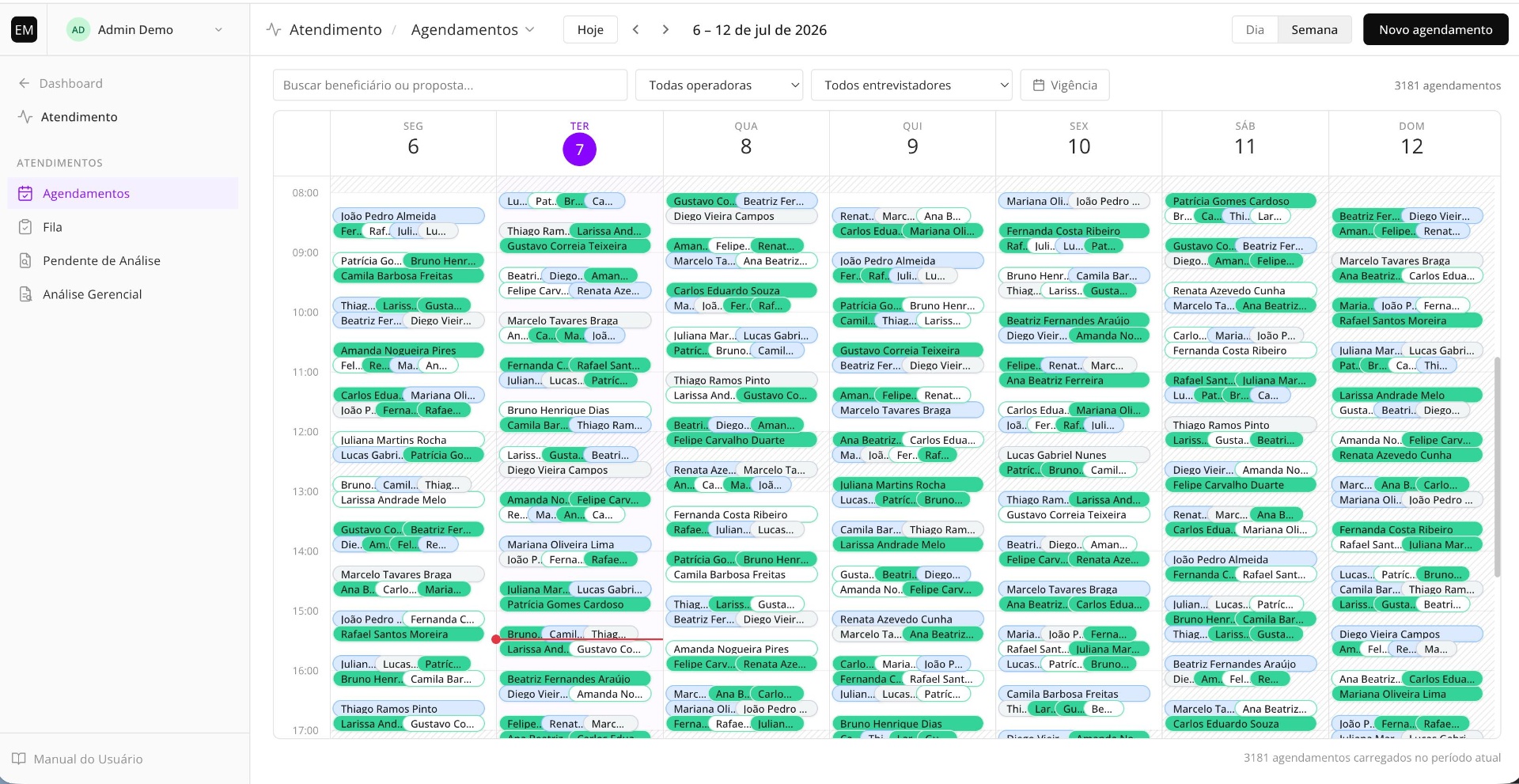Antifraude Planium — tela de Agendamentos com casos organizados por dia da semana